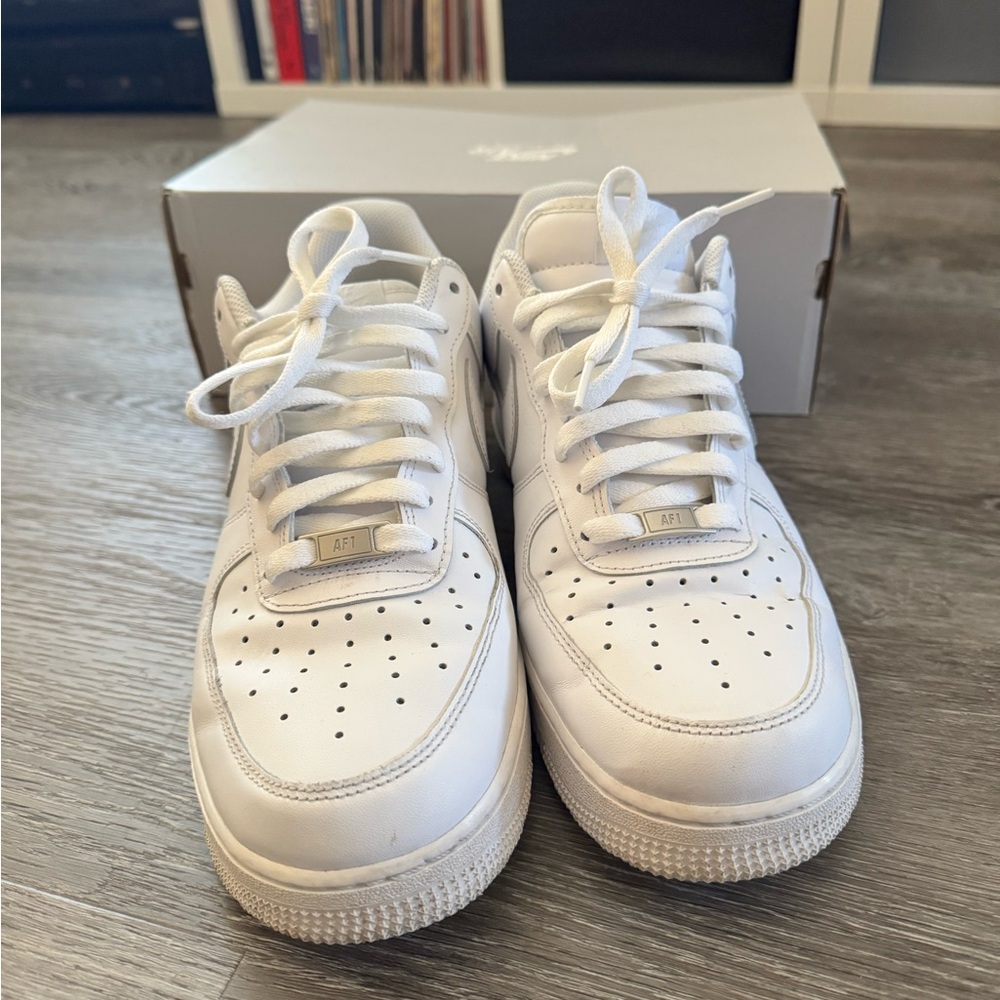 Nike Air Force 1 07’ - Picture 7 of 9